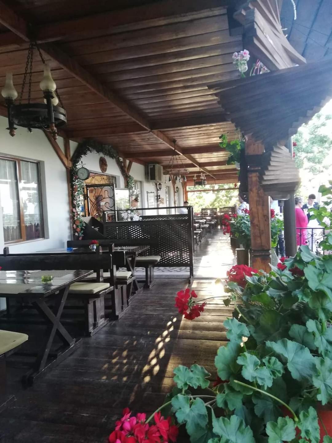 Hotel Casa Boiereasca Iasi Exterior foto