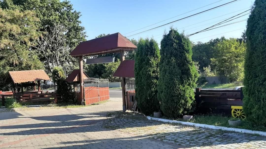 Hotel Casa Boiereasca Iasi Exterior foto